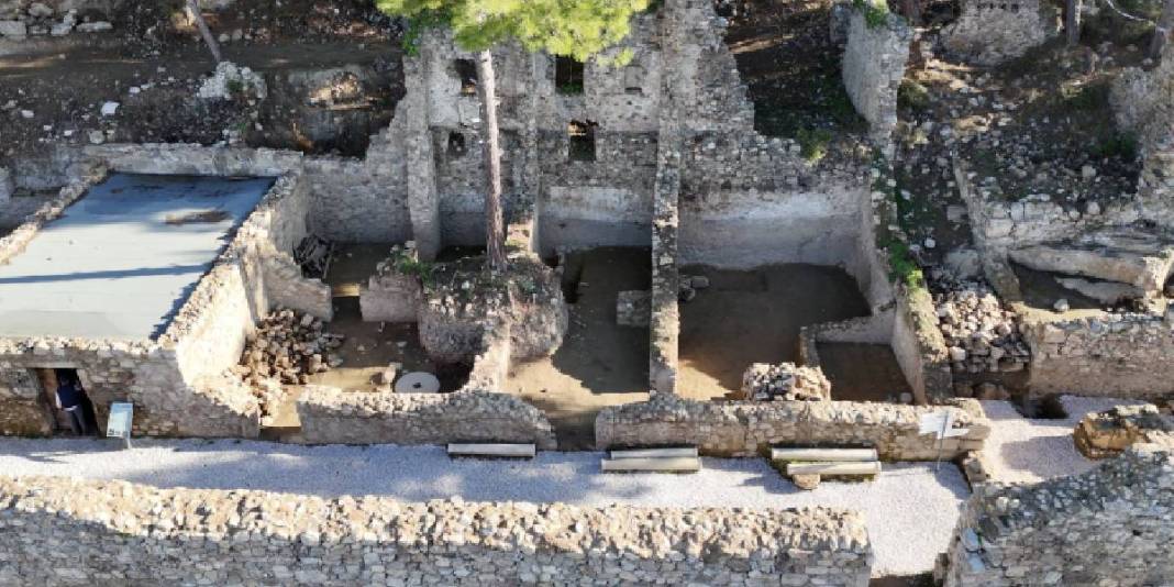 Tarihi kazılarda yeni keşifler! Zeytinyağı üretim merkezi tespit edildi: 3 bin yıl öncesine dayanıyor 2